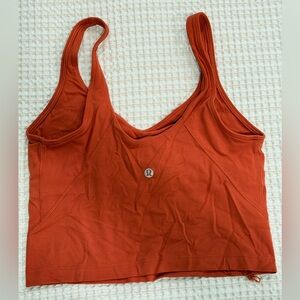 lululemon athletica Women's Rust Crop Top